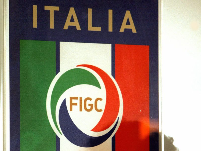 Zmiana limitu graczy spoza Unii Europejskiej we Włoszech