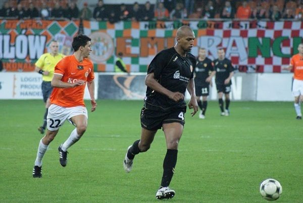 Hernani z nowym kontraktem